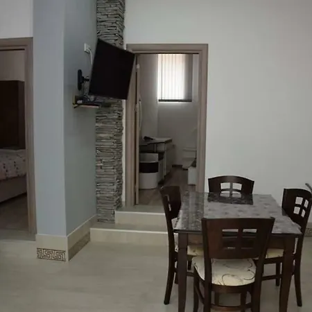 Benelux Guest house Kroyachevo